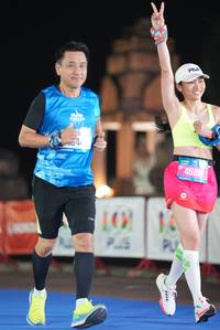 BIB: 4519
                            <button type="button" onclick="openModal(19777540)" class="btn btn-primary btn-sm float-right btn-popup" data-toggle="modal" data-target=".modal-high-quality">
                        <i class="fas fa-shopping-cart"></i> Add to Cart
                    </button>
                                            <button type="button" onclick="isThisMe(19777540, true)" class="btn btn-success btn-sm float-right btn-popup btn-isme hidden" data-toggle="tooltip" data-placement="bottom" title="นี่คือรูปของคุณใช่ไหม คลิกที่นี่เพื่อเอาเข้าอัลบั้ม">
                        <i class="fas fa-plus"></i> Add to album
                    </button>
                    <button type="button" onclick="isThisMe(19777540, false)" class="btn btn-warning btn-sm float-right btn-popup btn-isnotme hidden">
                        <i class="fas fa-ban"></i> Remove from album
                    </button>